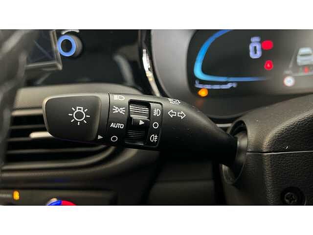 Hyundai i10 i10 5Dr HAT 1.0 MPi 63ps Advance NAV