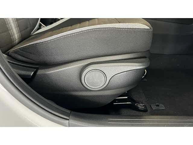 Hyundai i10 i10 5Dr HAT 1.0 MPi 63ps Advance NAV