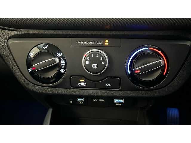 Hyundai i10 i10 5Dr HAT 1.0 MPi 63ps Advance NAV