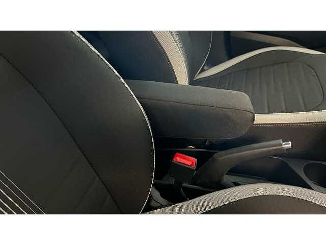 Hyundai i10 i10 5Dr HAT 1.0 MPi 63ps Advance NAV