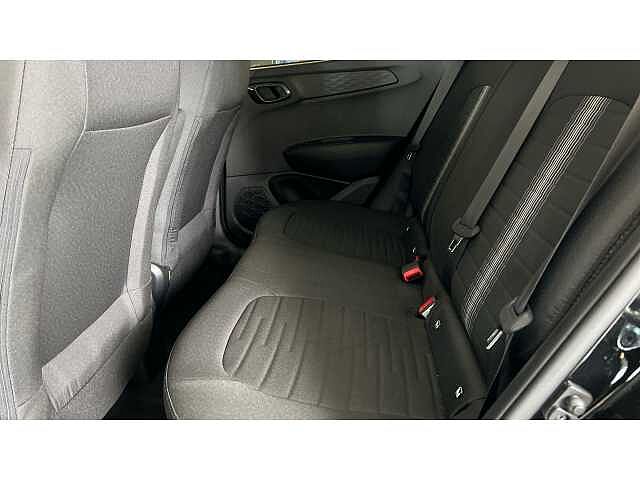 Hyundai i10 i10 5Dr HAT 1.0 MPi 63ps Advance NAV AU