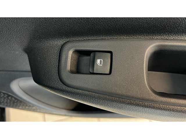 Hyundai i10 i10 5Dr HAT 1.0 MPi 63ps Advance NAV AU