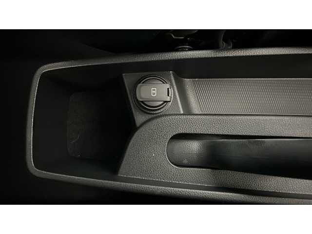 Hyundai i10 i10 5Dr HAT 1.0 MPi 63ps Advance NAV AU