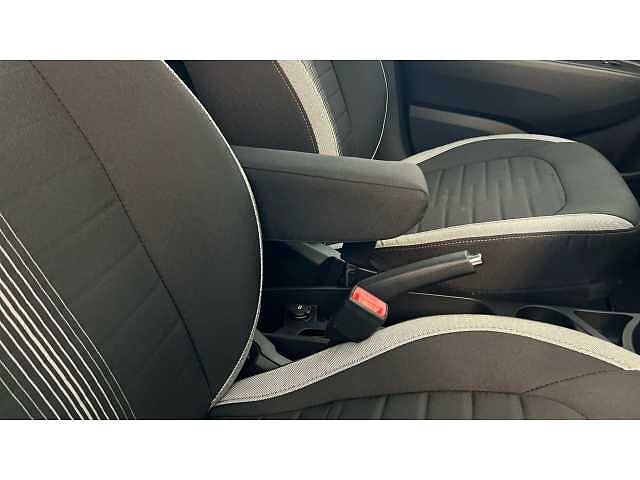 Hyundai i10 i10 5Dr HAT 1.0 MPi 63ps Advance NAV AU