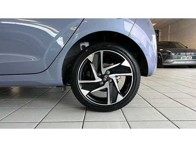 Hyundai I10 1.2 [79] Premium 5dr Auto [Nav] Meta Blue