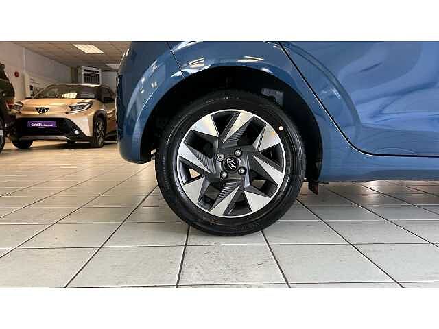 Hyundai i10 i10 5Dr HAT 1.0 MPi 63ps Advance NAV AU
