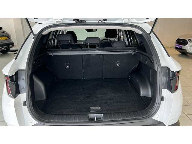 Hyundai TUCSON 1.6 TGDi Hybrid 230 Premium 5dr 2WD Auto White