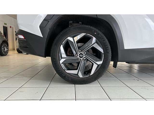 Hyundai TUCSON 1.6 TGDi Hybrid 230 Premium 5dr 2WD Auto White