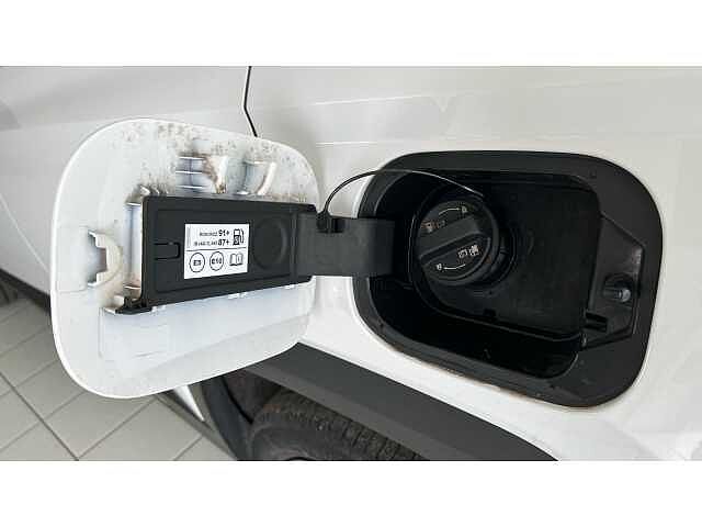 Hyundai TUCSON 1.6 TGDi Hybrid 230 Premium 5dr 2WD Auto White