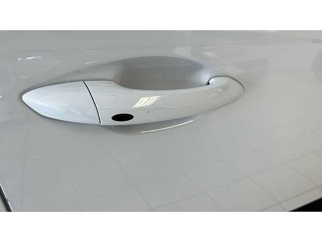 Hyundai TUCSON 1.6 TGDi Hybrid 230 Premium 5dr 2WD Auto White