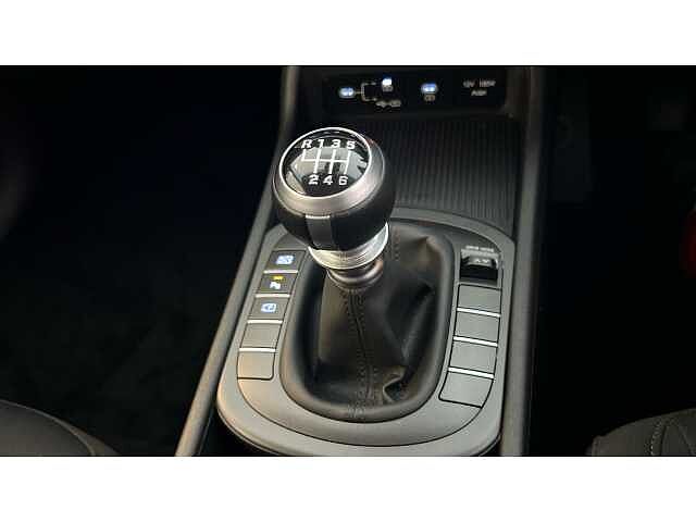 Hyundai KONA 1.6T 138 Advance 5dr