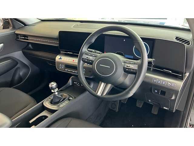 Hyundai KONA 1.6T 138 Advance 5dr Black