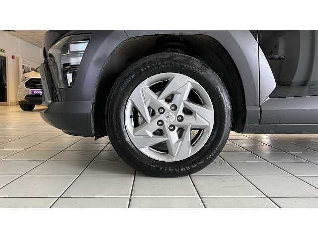 Hyundai KONA 1.6T 138 Advance 5dr Black