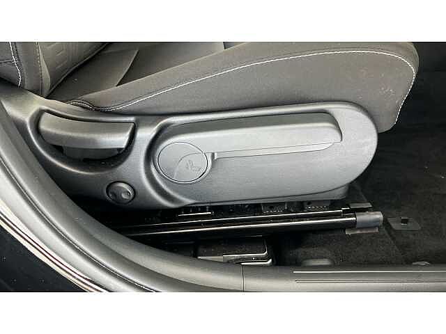 Hyundai KONA 1.6T 138 Advance 5dr Black