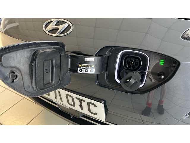 Hyundai KONA 150kW Premium 64kWh 5dr Auto Grey