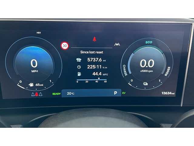 Hyundai TUCSON 1.6T Plug-in Hybrid Premium 5dr Auto WHITE
