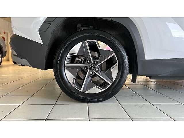 Hyundai TUCSON 1.6T Plug-in Hybrid Premium 5dr Auto WHITE