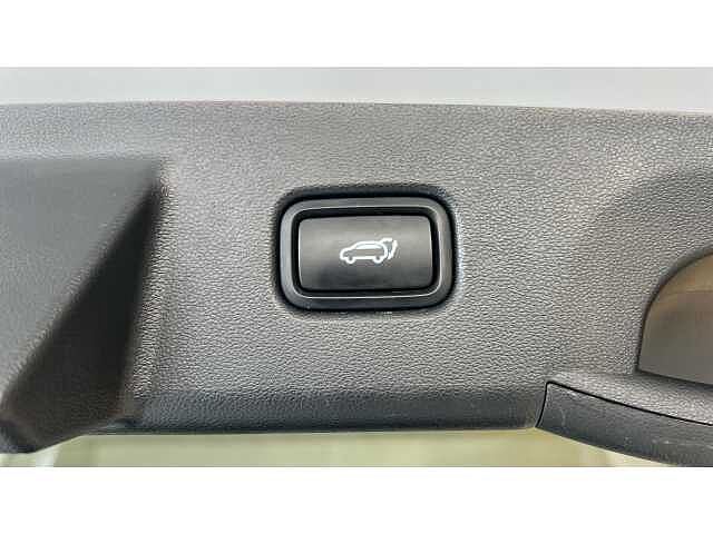 Hyundai TUCSON 1.6T Plug-in Hybrid Premium 5dr Auto WHITE