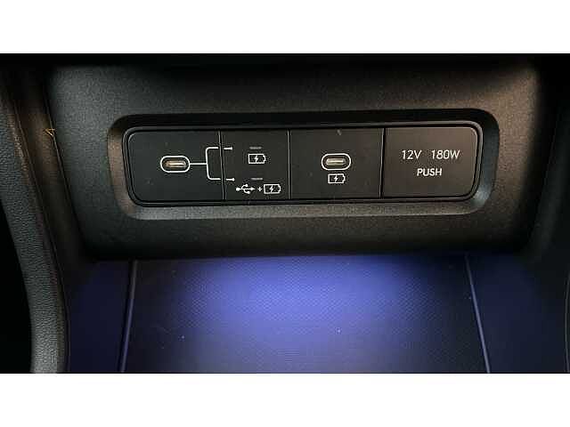 Hyundai TUCSON 1.6T Plug-in Hybrid Premium 5dr Auto WHITE