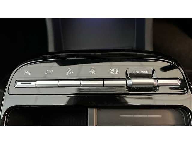 Hyundai TUCSON 1.6T Plug-in Hybrid Premium 5dr Auto WHITE