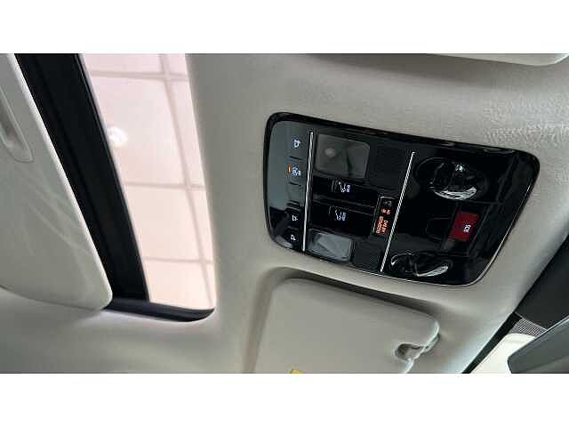 Hyundai SANTA FE 1.6 TGDi 239 Hybrid Ultimate 5dr 4WD Auto