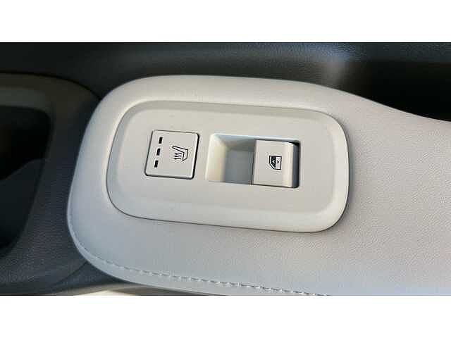 Hyundai SANTA FE 1.6 TGDi 239 Hybrid Ultimate 5dr 4WD Auto