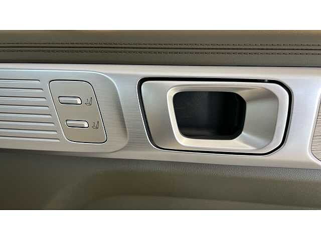 Hyundai SANTA FE 1.6 TGDi 239 Hybrid Ultimate 5dr 4WD Auto