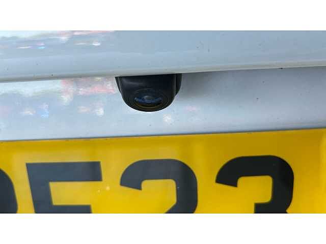 Hyundai KONA 150kW Ultimate 64kWh 5dr Auto White