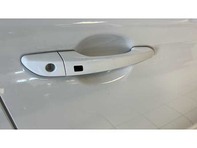 Hyundai KONA 150kW Ultimate 64kWh 5dr Auto White