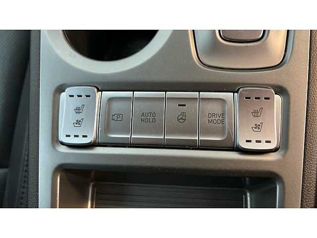 Hyundai KONA 150kW Ultimate 64kWh 5dr Auto White
