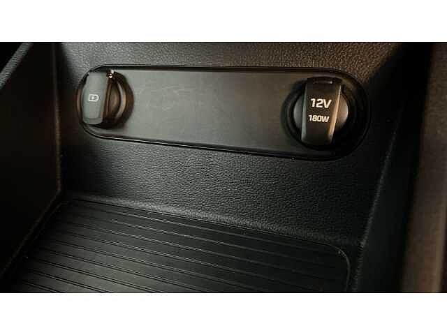 Hyundai KONA 150kW Ultimate 64kWh 5dr Auto White