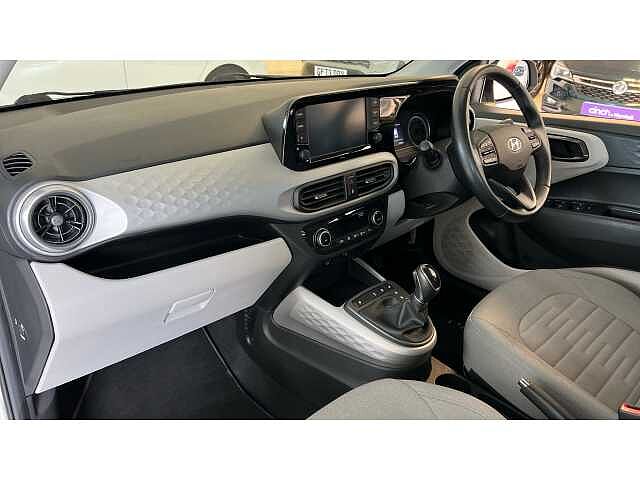 Hyundai i10 1.2 MPi Premium 5dr Auto