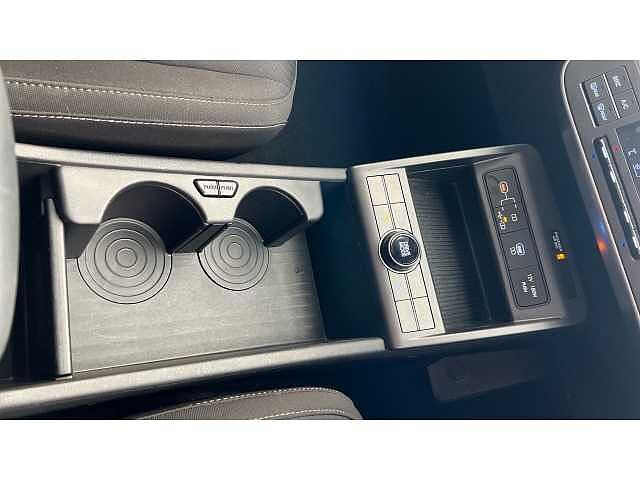 Hyundai KONA 115kW Advance 48kWh 5dr Auto White