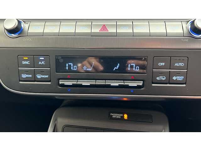Hyundai KONA 115kW Advance 48kWh 5dr Auto White