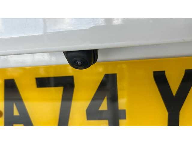Hyundai KONA 115kW Advance 48kWh 5dr Auto White