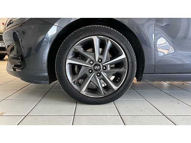Hyundai i30 1.0T GDi Premium 5dr DCT