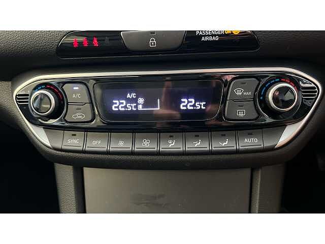 Hyundai i30 1.0T GDi Premium 5dr DCT