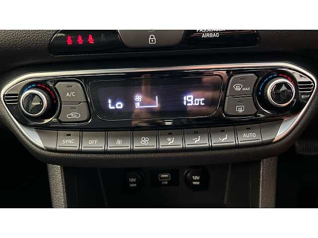 Hyundai i30 Fastback 1.5T GDi N Line 5dr DCT