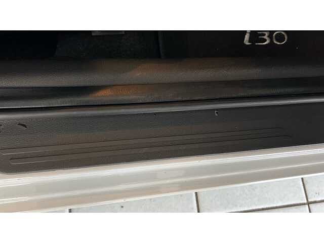 Hyundai i30 1.0T GDi Premium 5dr