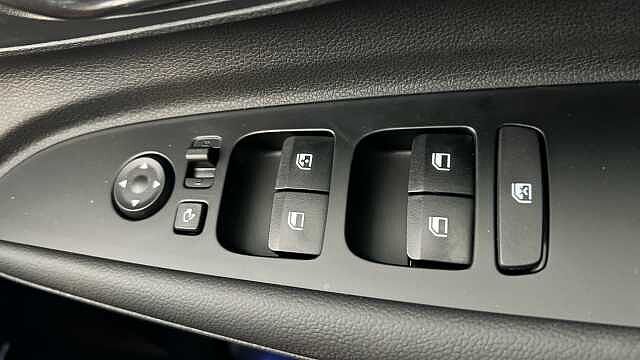 Hyundai i20 1.0T GDi Premium 5dr