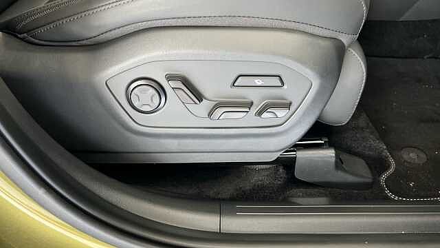 Hyundai Santa Fe 1.6 TGDi Plug-in Hybrid Calligraphy 5dr 4WD Auto