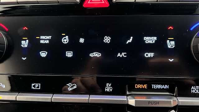 Hyundai Santa Fe 1.6 TGDi Plug-in Hybrid Calligraphy 5dr 4WD Auto