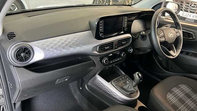 Hyundai I10 1.0 [58] Premium 5dr Auto [Nav] Black