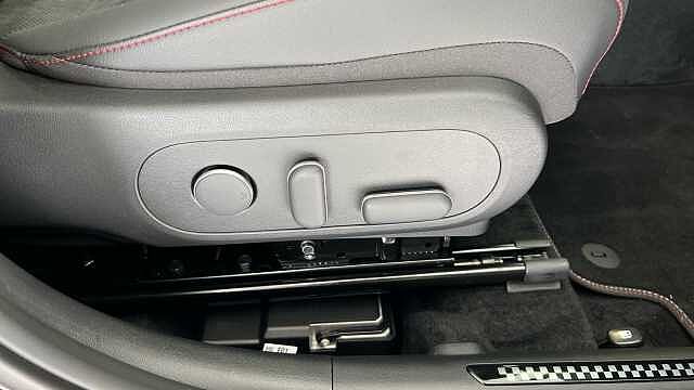 Hyundai KONA KONA 1.6T 138 N Line S 5dr Abyss Black