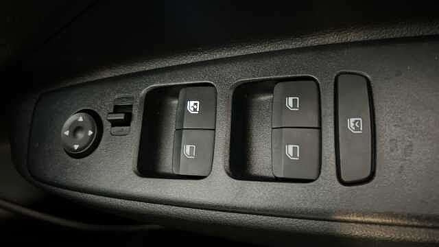 Hyundai I10 I10 1.0 [63] Advance 5dr [Nav] Vibrant Blue