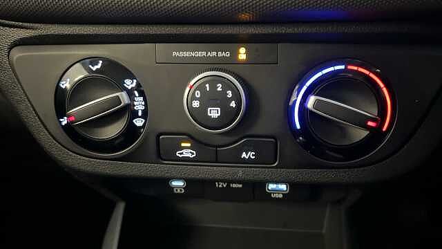 Hyundai I10 I10 1.0 [63] Advance 5dr [Nav] Vibrant Blue