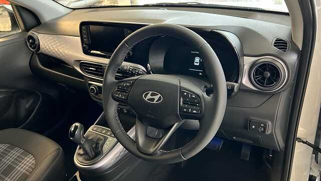 Hyundai i10 1.2 [79] Premium 5dr Auto [Nav]
