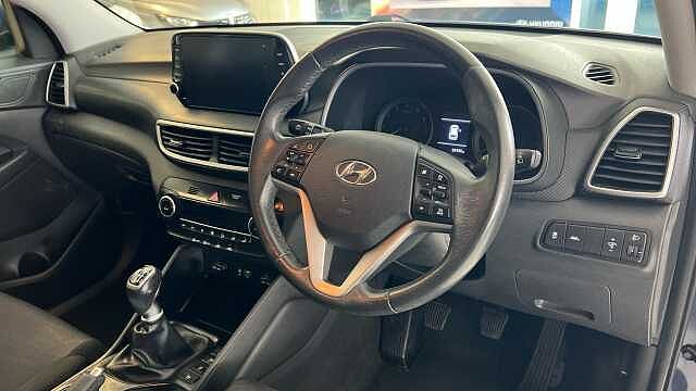 Hyundai TUCSON 1.6 GDi SE Nav 5dr 2WD BLUE