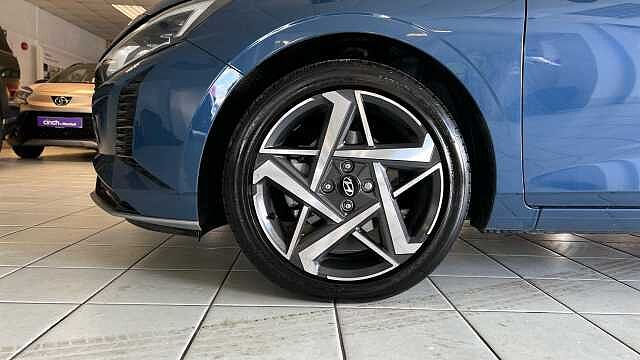 Hyundai i20 1.0T GDi 90 Tech Line 5dr DCT