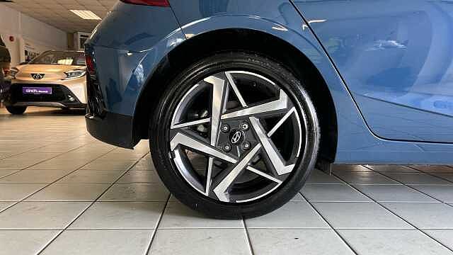 Hyundai i20 1.0T GDi 90 Tech Line 5dr DCT